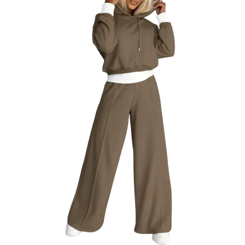Delma | Trendy Ladies Lounge Set | Relaxed Fit | Hoodie and Pants with Drawstring